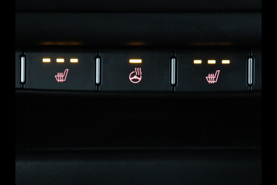 Kia ProCeed 1.5 T-GDI GT-Line | Panoramadak | Stoel & stuurverwarming | Trekhaak | Leder/Alcantara | Adaptive cruise | Carplay | Full LED | Navigatie | Camera | Keyless