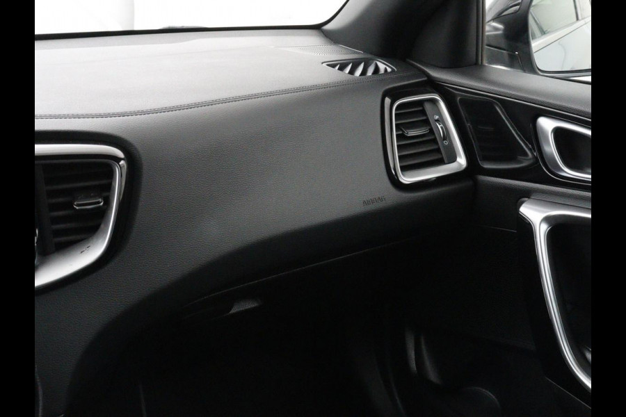 Kia ProCeed 1.5 T-GDI GT-Line | Panoramadak | Stoel & stuurverwarming | Trekhaak | Leder/Alcantara | Adaptive cruise | Carplay | Full LED | Navigatie | Camera | Keyless