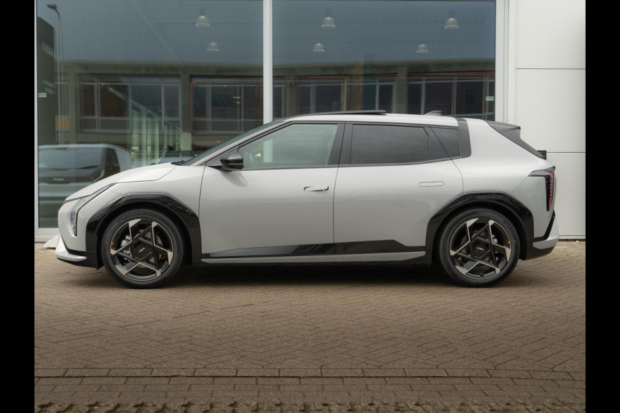 Kia EV4 GT-Line 81.4 kWh | DIRECT LEVERBAAR | Schuifkanteldak | Navigatie | Stoel en stuurverwarming | H&K | Elektrische achterklep