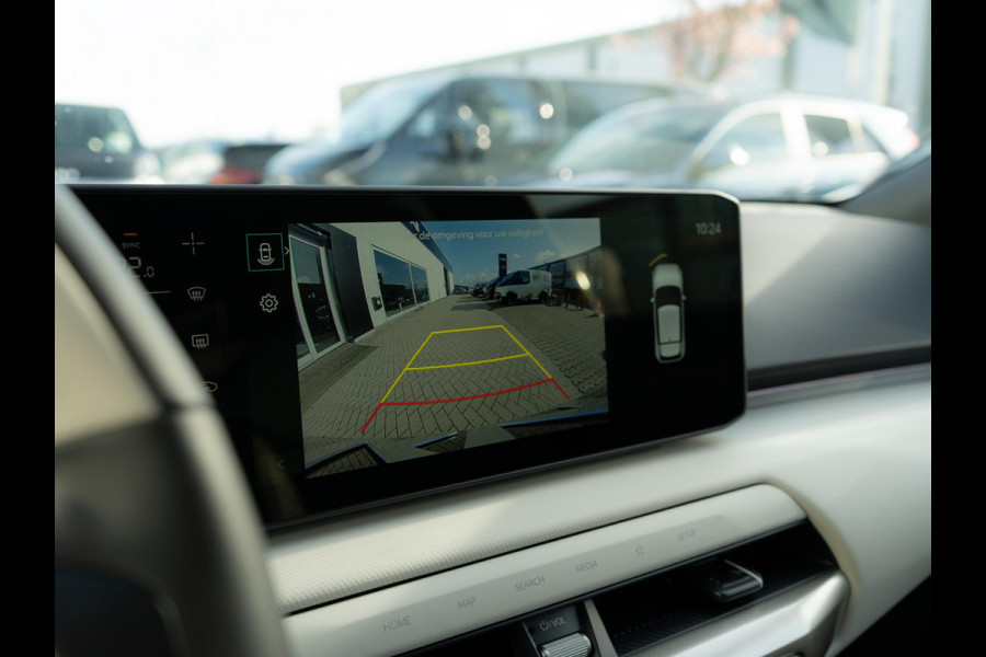 Kia EV4 GT-Line 81.4 kWh | DIRECT LEVERBAAR | Schuifkanteldak | Navigatie | Stoel en stuurverwarming | H&K | Elektrische achterklep