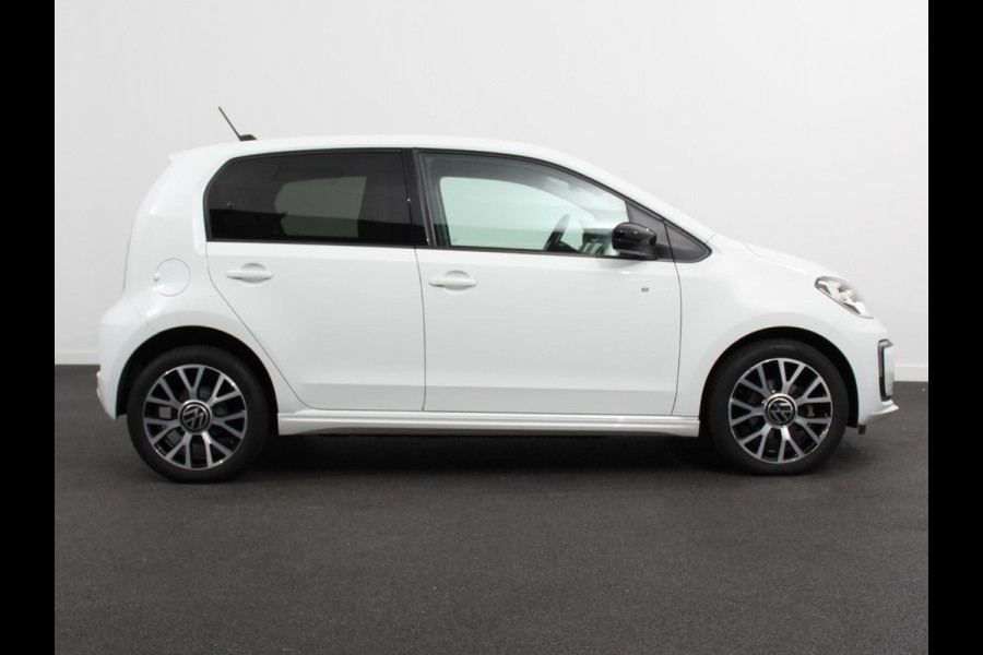 Volkswagen e-Up! e-up! Style Climate control Stoelverwarming Cruise control Parkeersensor achter + camera Lichtmetalen velgen