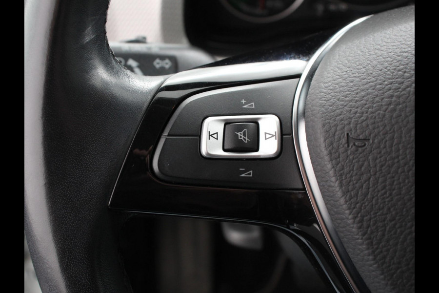 Volkswagen e-Up! e-up! Style Climate control Stoelverwarming Cruise control Parkeersensor achter + camera Lichtmetalen velgen