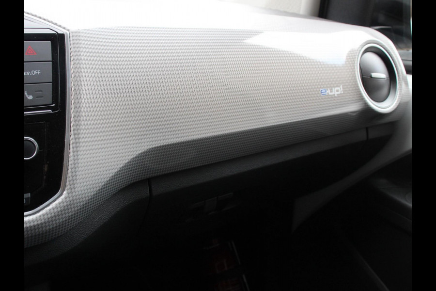 Volkswagen e-Up! e-up! Style Climate control Stoelverwarming Cruise control Parkeersensor achter + camera Lichtmetalen velgen