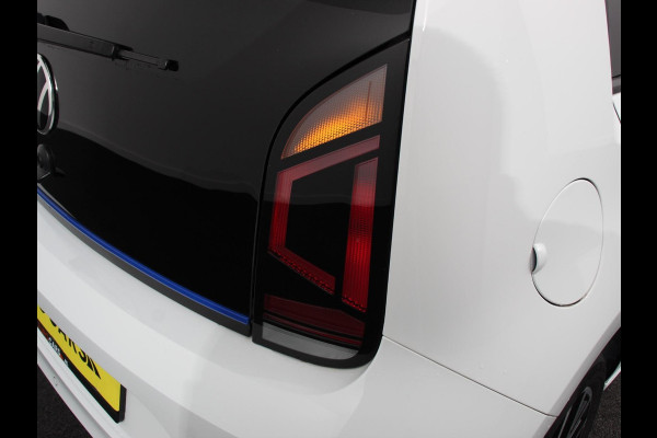 Volkswagen e-Up! e-up! Style Climate control Stoelverwarming Cruise control Parkeersensor achter + camera Lichtmetalen velgen