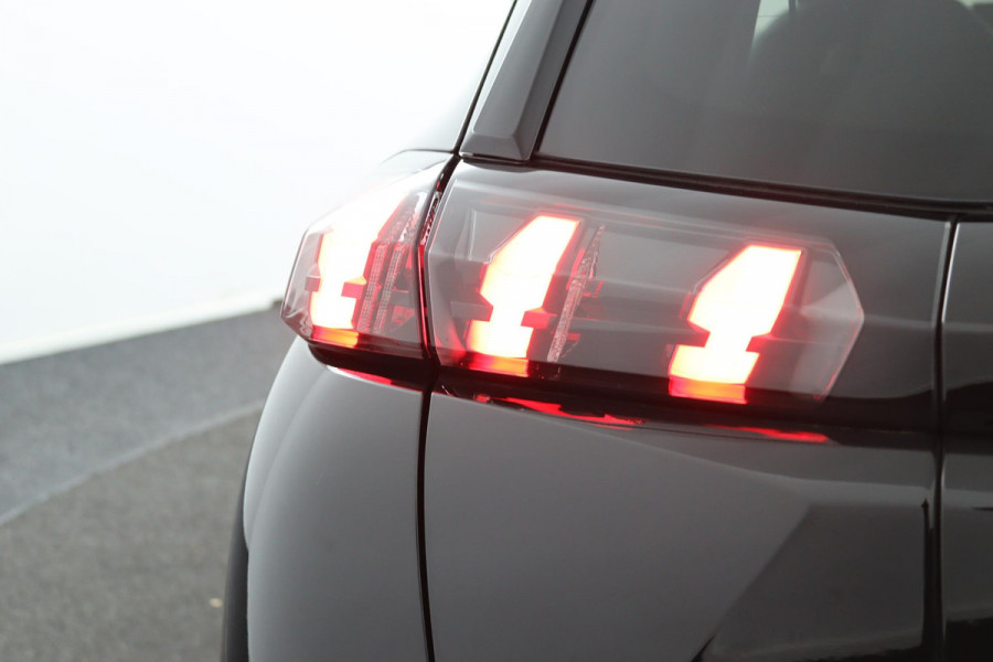 Peugeot e-2008 EV 50 kWh*3FASE*3D-COCKPIT*CARPLAY*NAVI*ECC*CAMERA