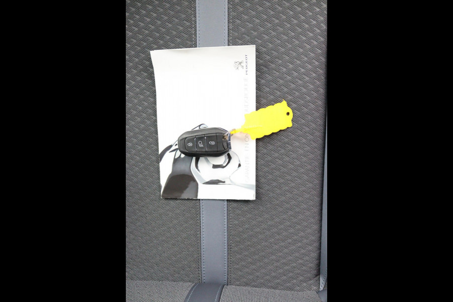 Peugeot e-2008 EV 50 kWh*3FASE*3D-COCKPIT*CARPLAY*NAVI*ECC*CAMERA