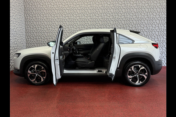 Mazda MX-30 E-SKYACTIV R-EV PHEV BOSE 170PK ELEK.STOEL H.U.D CAMERA LED PLUG IN HYBRID  phev plugin