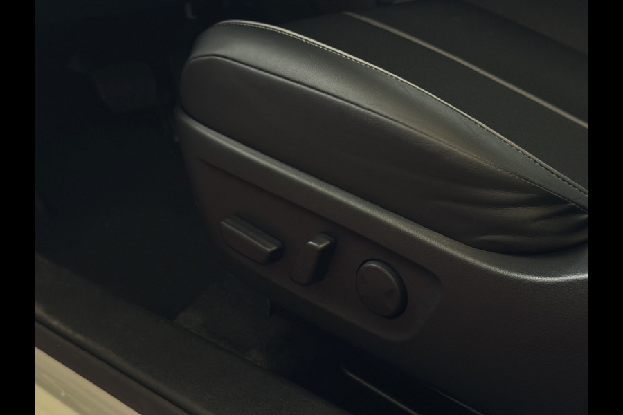 Mazda MX-30 E-SKYACTIV R-EV PHEV BOSE 170PK ELEK.STOEL H.U.D CAMERA LED PLUG IN HYBRID  phev plugin