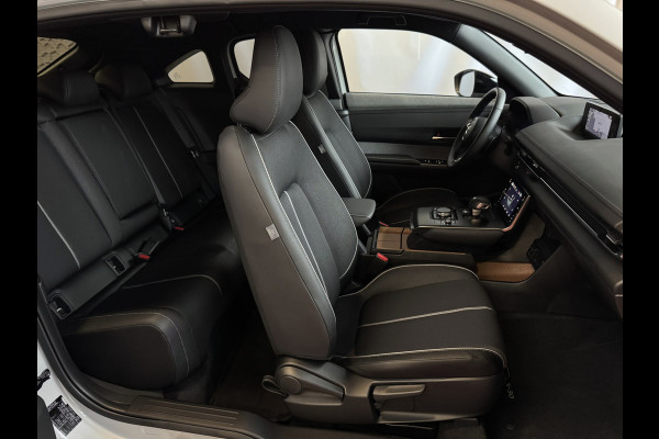 Mazda MX-30 E-SKYACTIV R-EV PHEV BOSE 170PK ELEK.STOEL H.U.D CAMERA LED PLUG IN HYBRID  phev plugin