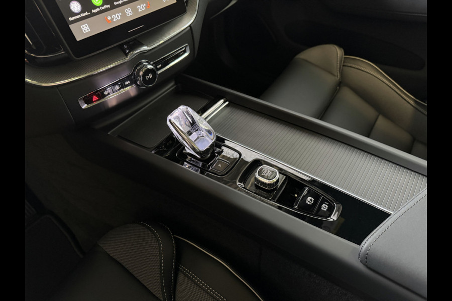 Volvo XC60 2.0 T6 AWD PLUS BLACK EDITION NIEUWE AUTO HARMAN KARDON LEER SCHUIFDAK PHEV Plug in Hybrid ✅ Top Auto's Wijchen ,  Altijd een Ruim aanbod van Volvo's i  BUSINESS / CORE / BRIGHT / DARK / ULTRA DARK / PLUS DARK / BLACK EDITION  / ESSENTIAL / T6 / T8 ✅