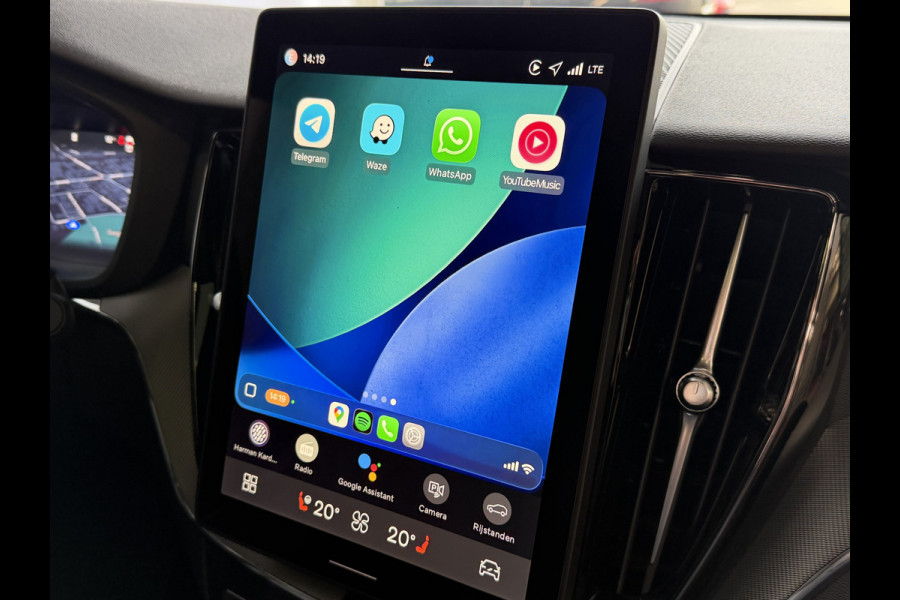 Volvo XC60 2.0 T6 AWD PLUS BLACK EDITION NIEUWE AUTO HARMAN KARDON LEER SCHUIFDAK PHEV Plug in Hybrid ✅ Top Auto's Wijchen ,  Altijd een Ruim aanbod van Volvo's i  BUSINESS / CORE / BRIGHT / DARK / ULTRA DARK / PLUS DARK / BLACK EDITION  / ESSENTIAL / T6 / T8 ✅