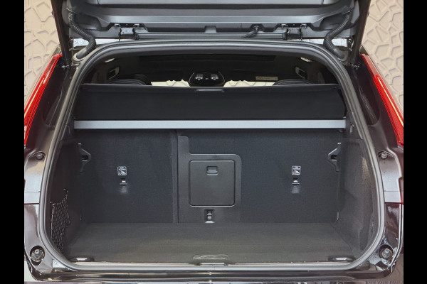 Volvo XC60 2.0 T6 AWD PLUS BLACK EDITION NIEUWE AUTO HARMAN KARDON LEER SCHUIFDAK PHEV Plug in Hybrid ✅ Top Auto's Wijchen ,  Altijd een Ruim aanbod van Volvo's i  BUSINESS / CORE / BRIGHT / DARK / ULTRA DARK / PLUS DARK / BLACK EDITION  / ESSENTIAL / T6 / T8 ✅