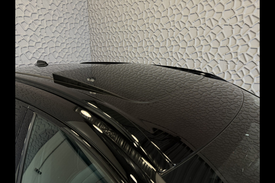 Volvo XC60 2.0 T6 AWD PLUS BLACK EDITION NIEUWE AUTO HARMAN KARDON LEER SCHUIFDAK PHEV Plug in Hybrid ✅ Top Auto's Wijchen ,  Altijd een Ruim aanbod van Volvo's i  BUSINESS / CORE / BRIGHT / DARK / ULTRA DARK / PLUS DARK / BLACK EDITION  / ESSENTIAL / T6 / T8 ✅