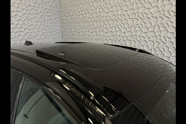 Volvo XC60 2.0 T6 AWD PLUS BLACK EDITION NIEUWE AUTO HARMAN KARDON LEER SCHUIFDAK PHEV Plug in Hybrid ✅ Top Auto's Wijchen ,  Altijd een Ruim aanbod van Volvo's i  BUSINESS / CORE / BRIGHT / DARK / ULTRA DARK / PLUS DARK / BLACK EDITION  / ESSENTIAL / T6 / T8 ✅