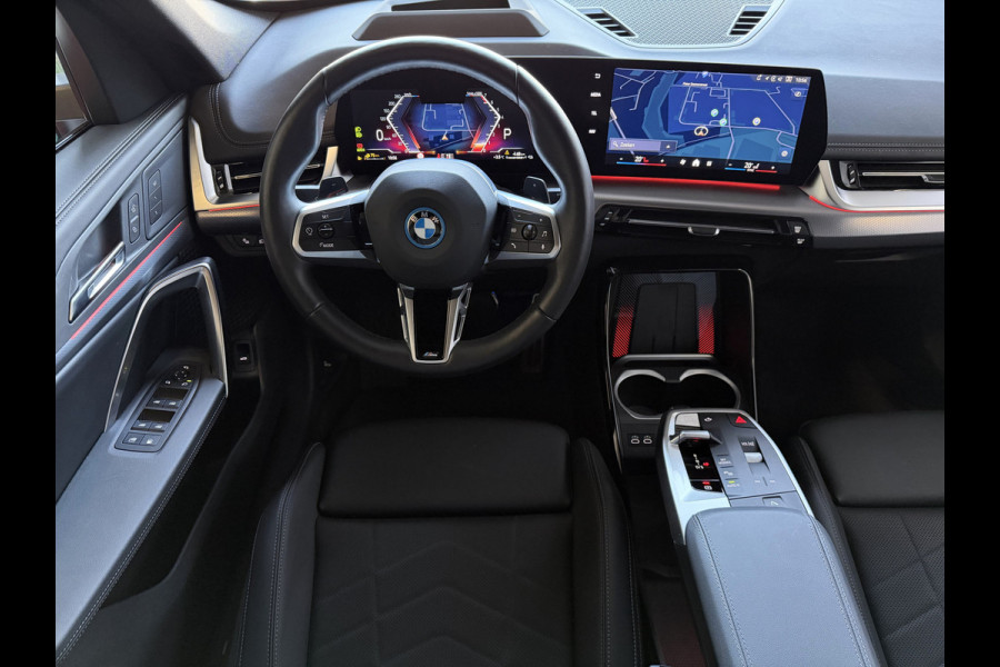 BMW X1 XDRIVE 25E PLUG IN HYBIRD M-SPORT LED PANORAMA .SCHUIFDAK ELEK.KLEP NAVI STOELVERW M-SHADOW LINE ELEK.STOEL ZWARTE.HEMEL 2025 PHEV PLUG IN HYBRID AWD 4X4 4WD ✅ Top Auto's. Al 30 Jaar uw Bmw Specialist in ,  BMW M / M Sport / PHEV / HEV / Hybrid / Mhev / 25e / 30e / xDrive25e // xDrive30e / sDrive18i / sDrive20i / sDrive23i ✅