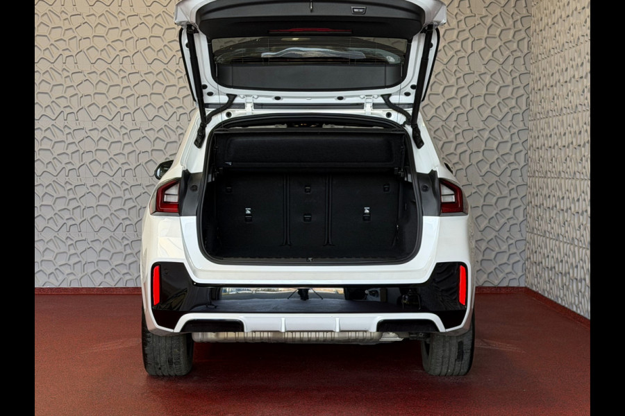 BMW X1 XDRIVE 25E PLUG IN HYBIRD M-SPORT LED PANORAMA .SCHUIFDAK ELEK.KLEP NAVI STOELVERW M-SHADOW LINE ELEK.STOEL ZWARTE.HEMEL 2025 PHEV PLUG IN HYBRID AWD 4X4 4WD ✅ Top Auto's. Al 30 Jaar uw Bmw Specialist in ,  BMW M / M Sport / PHEV / HEV / Hybrid / Mhev / 25e / 30e / xDrive25e // xDrive30e / sDrive18i / sDrive20i / sDrive23i ✅