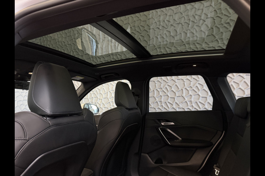 BMW X1 XDRIVE 25E M-SPORT LED PANO.SCHUIFDAK ELEK.KLEP NAVI STOELVERW M-SHADOW LINE ELEK.STOEL ZWARTE.HEMEL 2025 PHEV PLUG IN HYBRID AWD 4X4 4WD ✅ Top Auto's. Al 30 Jaar uw Bmw Specialist in ,  BMW M / M Sport / PHEV / HEV / Hybrid / Mhev / 25e / 30e / xDrive25e // xDrive30e / sDrive18i / sDrive20i / sDrive23i ✅