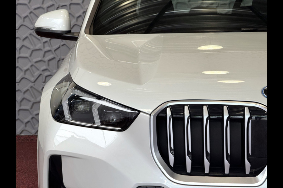 BMW X1 XDRIVE 25E M-SPORT LED PANO.SCHUIFDAK ELEK.KLEP NAVI STOELVERW M-SHADOW LINE ELEK.STOEL ZWARTE.HEMEL 2025 PHEV PLUG IN HYBRID AWD 4X4 4WD ✅ Top Auto's. Al 30 Jaar uw Bmw Specialist in ,  BMW M / M Sport / PHEV / HEV / Hybrid / Mhev / 25e / 30e / xDrive25e // xDrive30e / sDrive18i / sDrive20i / sDrive23i ✅