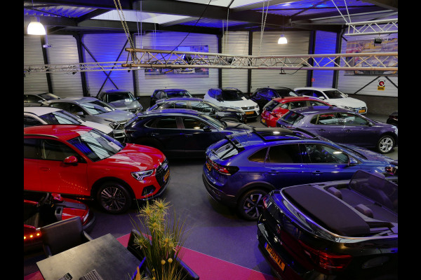 Volkswagen T-Roc 1.5 eTsi 150PK R-LINE EDITION BLACK STYLE IQ LED/GRIL/LOGO STOEL/STUUR.VERW ELEK.KLEP 2026