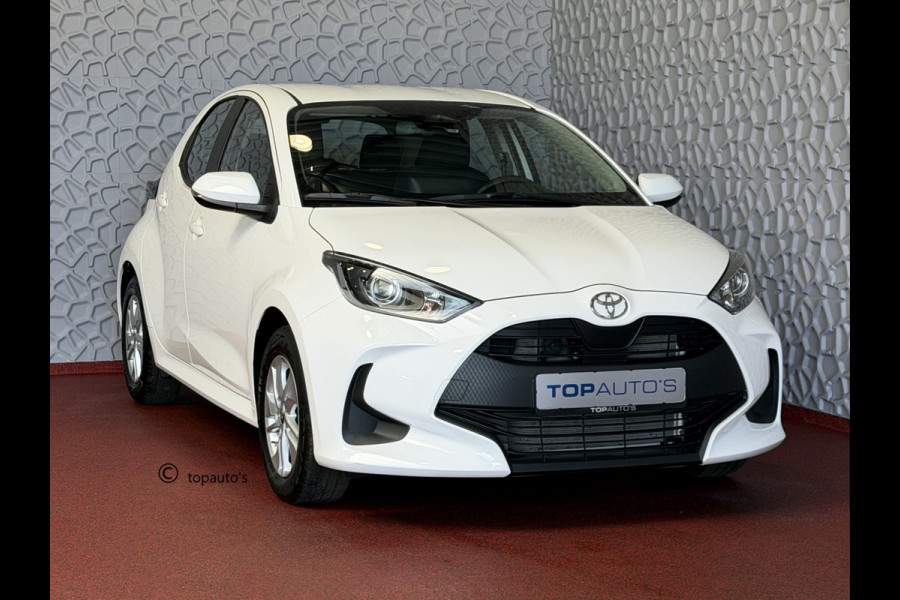 Toyota Yaris 1.5 HYBRID STOEL/STUUR VERW CARPLAY CAMERA LMV ADAP.CRUISE ✅ Top Auto's Wijchen , Al 30 Jaar verkoop van Toyota , Type's Launch / Executive / Dynamic / First Edition / Business / Zowel Phev / Hev / Benzine / met fabrieksgarantie ✅