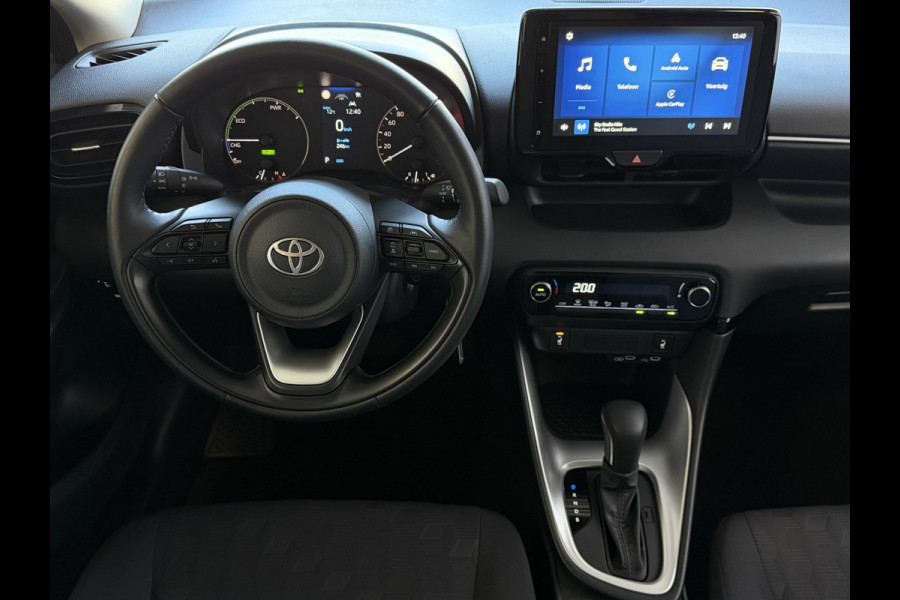 Toyota Yaris 1.5 HYBRID STOEL/STUUR VERW CARPLAY CAMERA LMV ADAP.CRUISE ✅ Top Auto's Wijchen , Al 30 Jaar verkoop van Toyota , Type's Launch / Executive / Dynamic / First Edition / Business / Zowel Phev / Hev / Benzine / met fabrieksgarantie ✅
