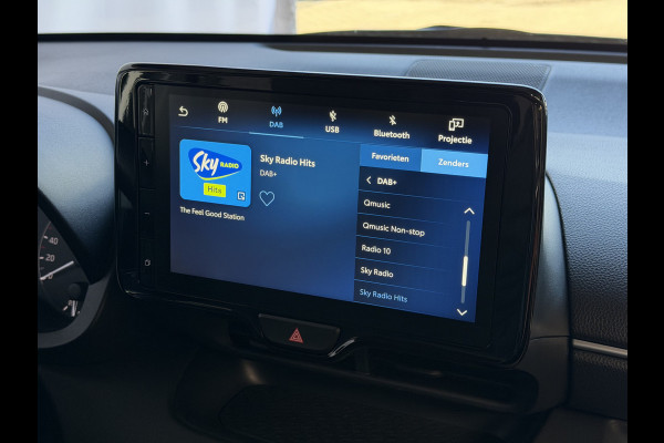 Toyota Yaris 1.5 HYBRID STOEL/STUUR VERW CARPLAY CAMERA LMV ADAP.CRUISE ✅ Top Auto's Wijchen , Al 30 Jaar verkoop van Toyota , Type's Launch / Executive / Dynamic / First Edition / Business / Zowel Phev / Hev / Benzine / met fabrieksgarantie ✅