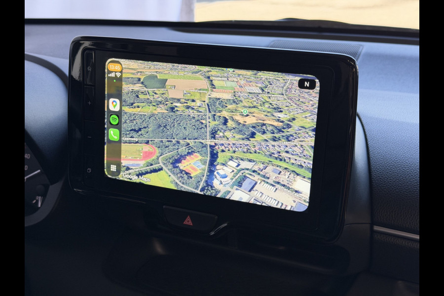 Toyota Yaris 1.5 HYBRID STOEL/STUUR VERW CARPLAY CAMERA LMV ADAP.CRUISE ✅ Top Auto's Wijchen , Al 30 Jaar verkoop van Toyota , Type's Launch / Executive / Dynamic / First Edition / Business / Zowel Phev / Hev / Benzine / met fabrieksgarantie ✅