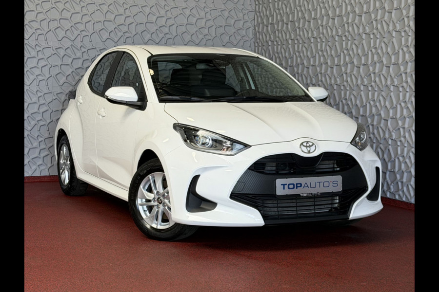 Toyota Yaris 1.5 HYBRID STOEL/STUUR VERW CARPLAY CAMERA LMV ADAP.CRUISE ✅ Top Auto's Wijchen , Al 30 Jaar verkoop van Toyota , Type's Launch / Executive / Dynamic / First Edition / Business / Zowel Phev / Hev / Benzine / met fabrieksgarantie ✅