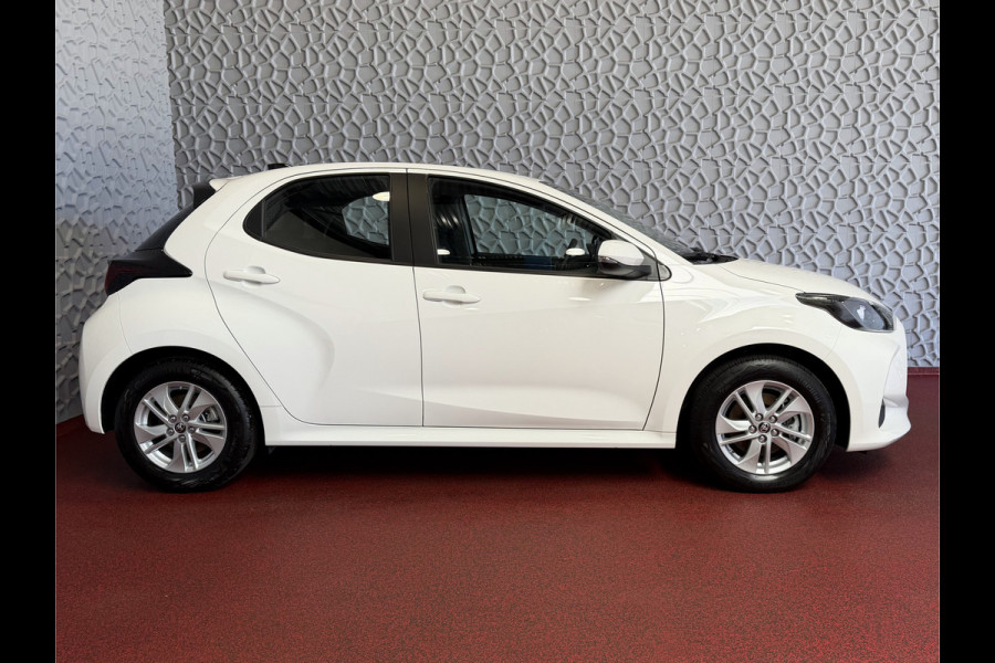 Toyota Yaris 1.5 HYBRID STOEL/STUUR VERW CARPLAY CAMERA LMV ADAP.CRUISE ✅ Top Auto's Wijchen , Al 30 Jaar verkoop van Toyota , Type's Launch / Executive / Dynamic / First Edition / Business / Zowel Phev / Hev / Benzine / met fabrieksgarantie ✅