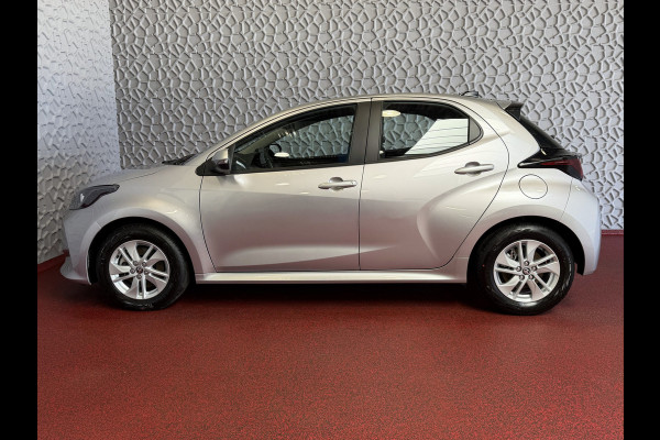 Toyota Yaris 1.5 HYBRID STOEL/STUUR VERW CARPLAY CAMERA LMV ADAP.CRUISE ✅ Top Auto's Wijchen , Al 30 Jaar verkoop van Toyota , Type's Launch / Executive / Dynamic / First Edition / Business / Zowel Phev / Hev / Benzine / met fabrieksgarantie ✅