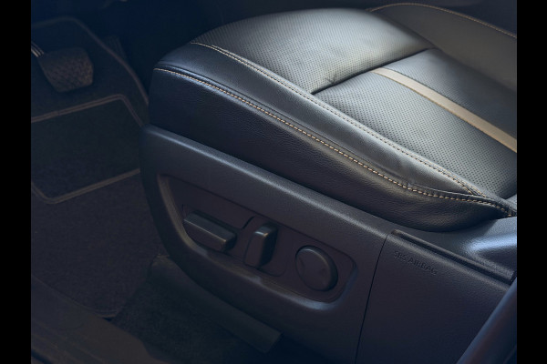 Mazda CX-60 2.5 e-SkyActiv PHEV HOMURA ELEK.STOEL STOEL/STUUR.VERW/VENTILATIE HEADUP AWD 4X4 4WD ✅ Top Auto's Wijchen. Al 30 Jaar verkoop van Mazda , Alle Modellen PHEV / HEV / BENZINE✅