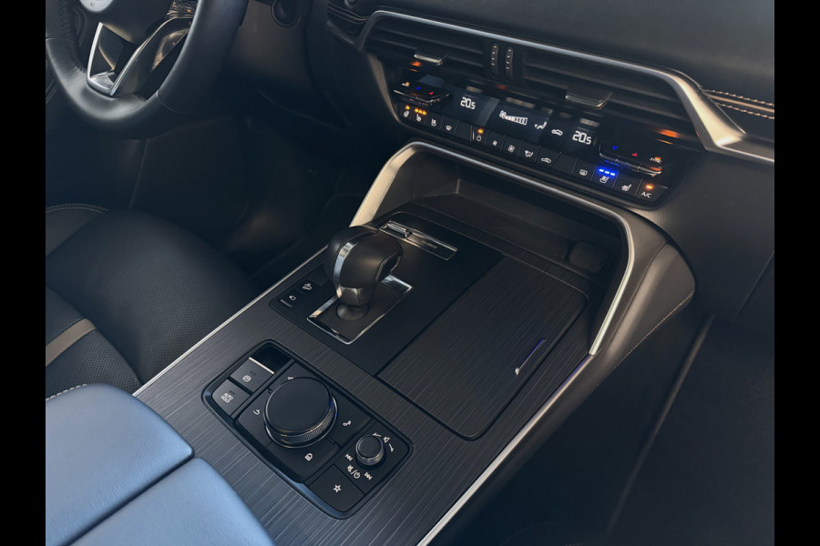 Mazda CX-60 2.5 e-SkyActiv PHEV HOMURA ELEK.STOEL STOEL/STUUR.VERW/VENTILATIE HEADUP AWD 4X4 4WD ✅ Top Auto's Wijchen. Al 30 Jaar verkoop van Mazda , Alle Modellen PHEV / HEV / BENZINE✅