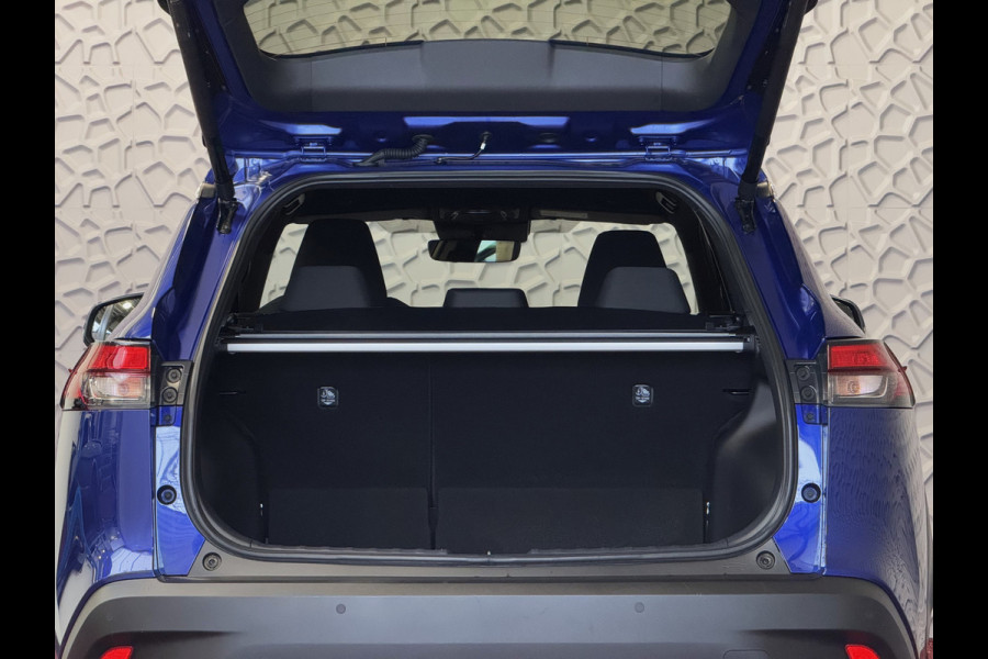 Toyota Corolla Cross 12/2024 HYBRID 140 STYLE LED KEYLESS CARPLAY NAVI CAMERA STOEL/STUUR VERW. ELEK.KLEP ADAP CRUISE PDC ✅ Top Auto's Wijchen , Al 30 Jaar verkoop van Toyota , Type's Launch / Executive / Dynamic / First Edition / Business / Zowel Phev / Hev / Benzine / met fabrieksgarantie ✅