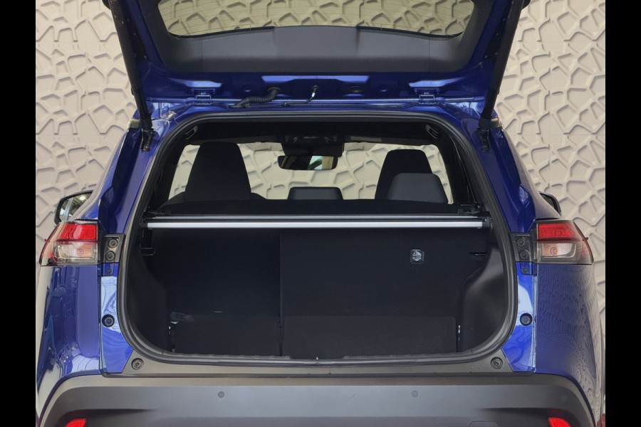 Toyota Corolla Cross 12/2024 HYBRID 140 STYLE LED KEYLESS CARPLAY NAVI CAMERA STOEL/STUUR VERW. ELEK.KLEP ADAP CRUISE PDC ✅ Top Auto's Wijchen , Al 30 Jaar verkoop van Toyota , Type's Launch / Executive / Dynamic / First Edition / Business / Zowel Phev / Hev / Benzine / met fabrieksgarantie ✅