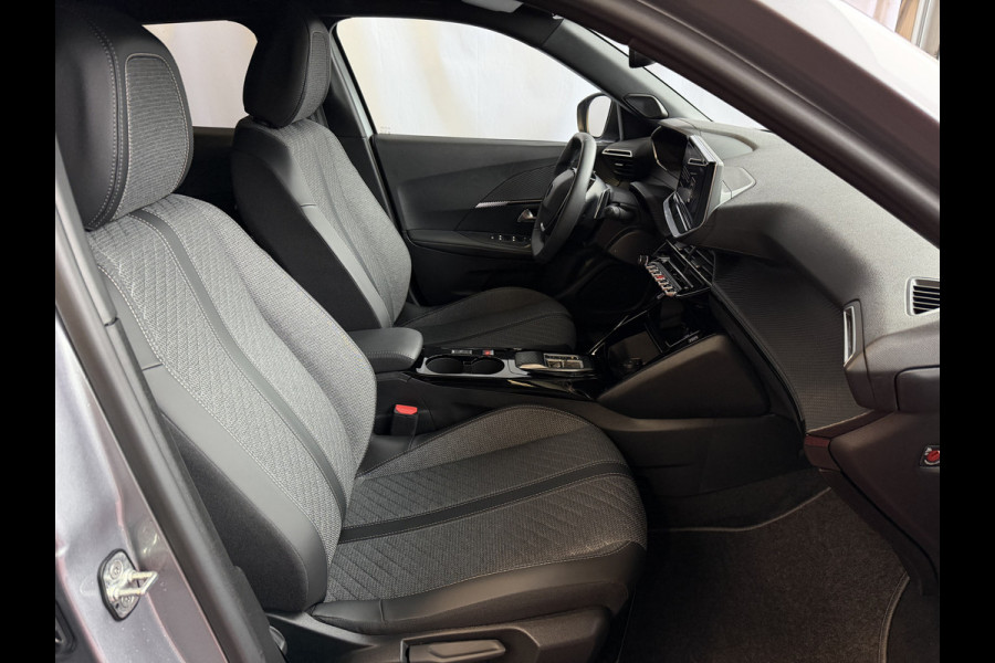 Peugeot 2008 1.2 HYBRID 145e ALLURE CARPLAY I-COCKPIT NAVI CAMERA ADAP.CRUISE ✅Top Auto's Wijchen , 30 Jaar Specialist in Peugeot : Alle Type's : Style / GT / GT-Line / Allure / Business / Active / Zowel PHEV / HEV / MHEV / Benzine ✅