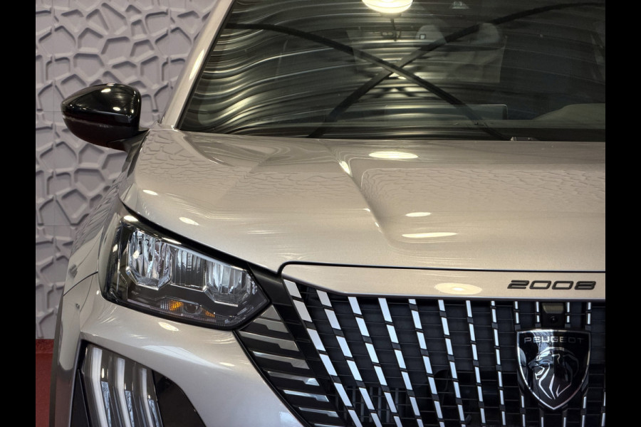 Peugeot 2008 1.2 HYBRID 145e ALLURE CARPLAY I-COCKPIT NAVI CAMERA ADAP.CRUISE ✅Top Auto's Wijchen , 30 Jaar Specialist in Peugeot : Alle Type's : Style / GT / GT-Line / Allure / Business / Active / Zowel PHEV / HEV / MHEV / Benzine ✅