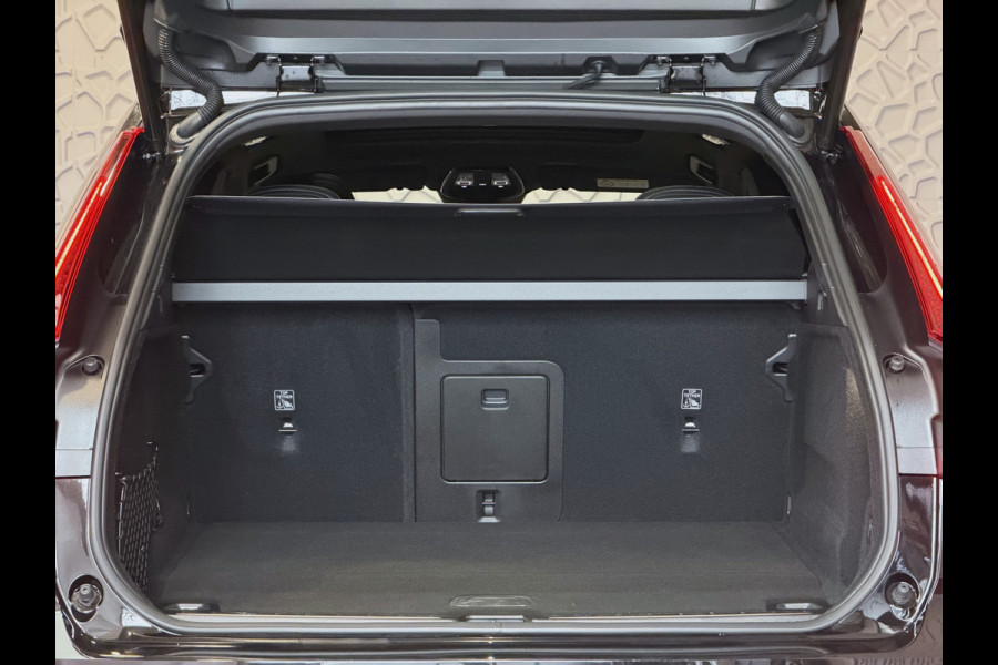 Volvo XC60 2.0 T6 AWD PLUS BLACK EDITION NIEUWSTE MODEL SCHUIFDAK HARMAN KARDON LEER PHEV Plug in Hybrid ✅ Top Auto's Wijchen ,  Altijd een Ruim aanbod van Volvo's i  BUSINESS / CORE / BRIGHT / DARK / ULTRA DARK / PLUS DARK / BLACK EDITION  / ESSENTIAL / T6 / T8 ✅