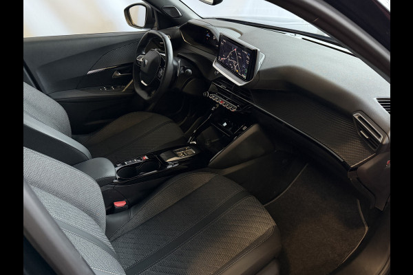 Peugeot 2008 1.2 HYBRID 145e ALLURE CARPLAY I-COCKPIT NAVI ADAP.CRUISE ✅Top Auto's Wijchen , 30 Jaar Specialist in Peugeot : Alle Type's : Style / GT / GT-Line / Allure / Business / Active / Zowel PHEV / HEV / MHEV / Benzine ✅