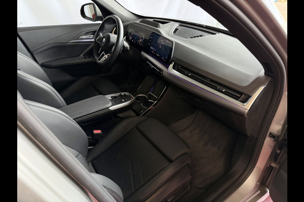 BMW X1 XDRIVE 25E M-SPORT LED PANO.SCHUIFDAK HEADUP ELEK.KLEP NAVI 360.CAM STOELVERW M-SHADOW LINE ELEK.STOEL ZWARTE.HEMEL 06/2025 PHEV PLUG IN HYBRID AWD 4X4 4WD ✅ Top Auto's. Al 30 Jaar uw Bmw Specialist in ,  BMW M / M Sport / PHEV / HEV / Hybrid / Mhev / 25e / 30e / xDrive25e // xDrive30e / sDrive18i / sDrive20i / sDrive23i ✅