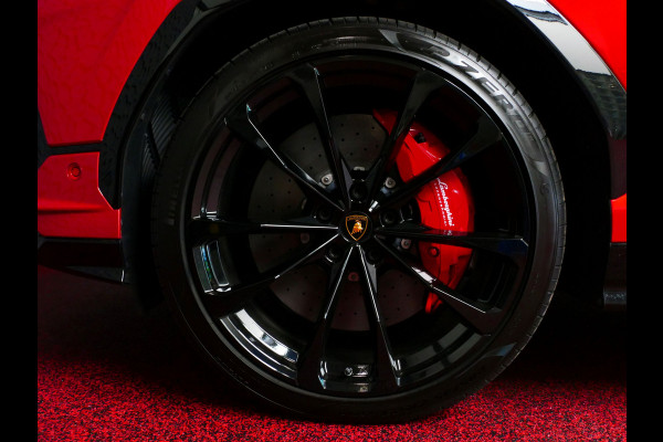 Lamborghini Urus S 4.0 V8 S 666 PK BTW ALLE OPTIES B&O CARBON PACK PANO 23'' KERAMISCH PPF MASSAGE STOELVENTILATIE STOEL/STUUR VERW BLACK PACK CA