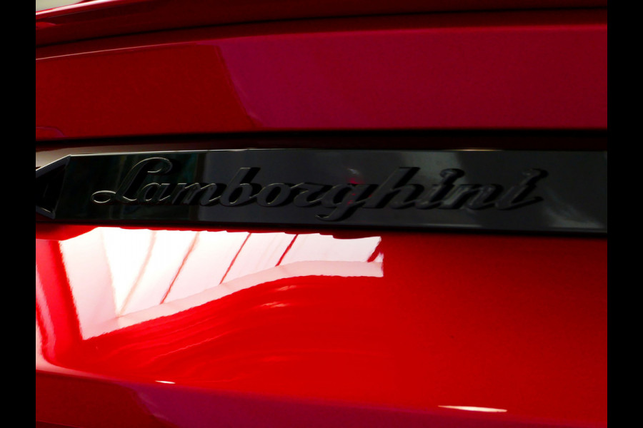 Lamborghini Urus S 4.0 V8 S 666 PK BTW ALLE OPTIES B&O CARBON PACK PANO 23'' KERAMISCH PPF MASSAGE STOELVENTILATIE STOEL/STUUR VERW BLACK PACK CA