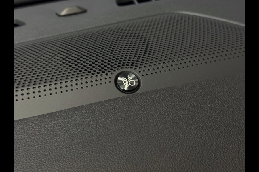 Ford Kuga 2.5 PHEV 243 PK ST-LINE X 2026 PANA B&O TREKHAAK 20''LMV ELEK.STOEL STOEL/STUUR/RUIT VERW. 360.CAM ✅ Ford Wijchen / Al 30 Jaar verkoop van Ford  In Nederland / Wij leveren Nieuwe en Bijna nieuwe Ford's / Zowel : ST-Line X / St-Line / Titanium / Sound Edtioion / Active / Graphite Tech Editi