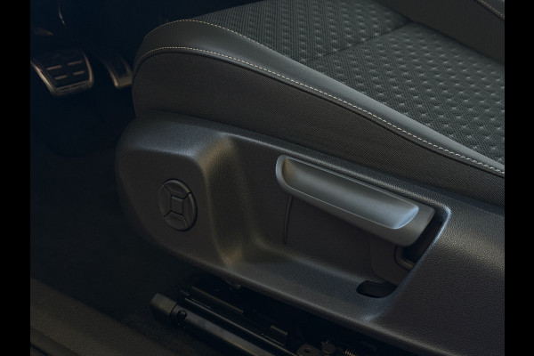 Volkswagen T-Roc 1.5 eTsi R-LINE 150PK EDITION BLACK STYLE 19''LMV IQ LED/GRIL/LOGO STOEL/STUUR.VERW ELEK.KLEP 2026