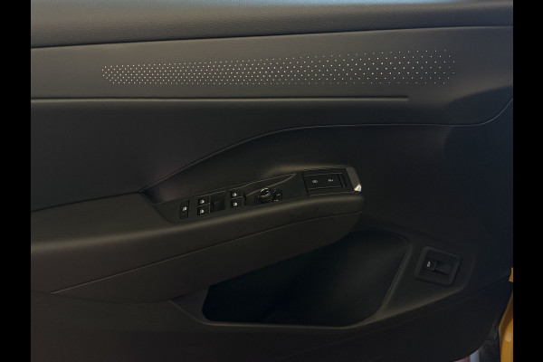 Volkswagen T-Roc 1.5 eTsi R-LINE 150PK EDITION BLACK STYLE 19''LMV IQ LED/GRIL/LOGO STOEL/STUUR.VERW ELEK.KLEP 2026