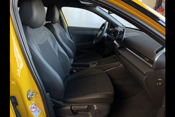 Volkswagen T-Roc 1.5 eTsi R-LINE 150PK EDITION BLACK STYLE 19''LMV IQ LED/GRIL/LOGO STOEL/STUUR.VERW ELEK.KLEP 2026