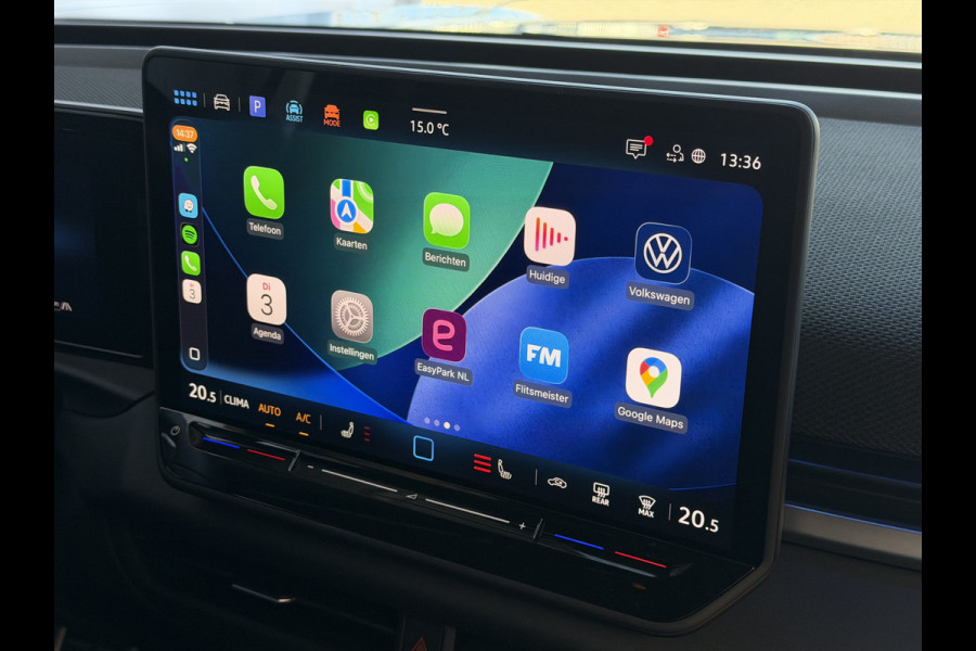 Volkswagen T-Roc 1.5 eTsi R-LINE 150PK EDITION BLACK STYLE 19''LMV IQ LED/GRIL/LOGO STOEL/STUUR.VERW ELEK.KLEP 2026