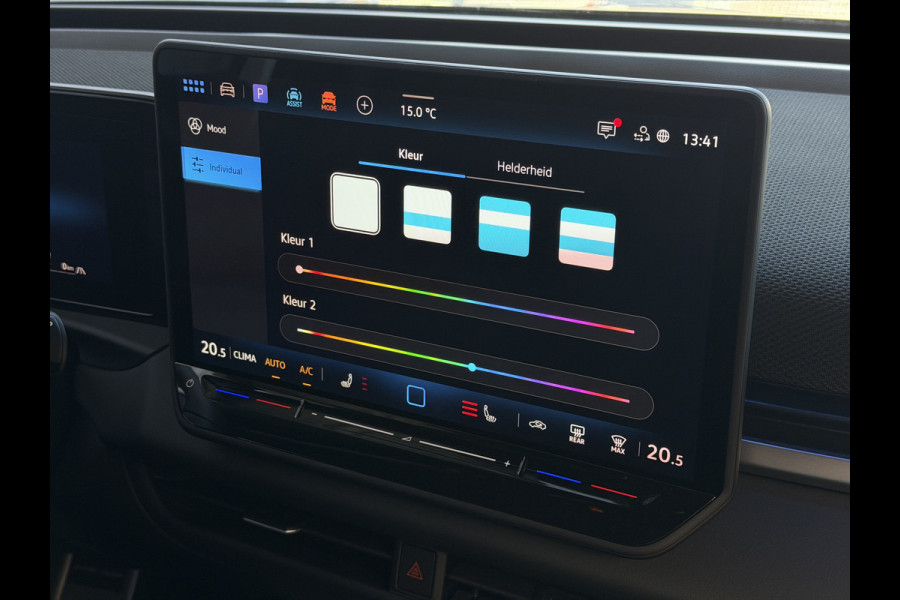 Volkswagen T-Roc 1.5 eTsi R-LINE 150PK EDITION BLACK STYLE 19''LMV IQ LED/GRIL/LOGO STOEL/STUUR.VERW ELEK.KLEP 2026