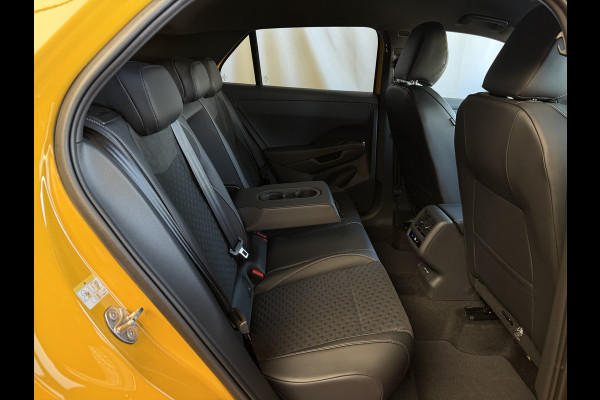 Volkswagen T-Roc 1.5 eTsi R-LINE 150PK EDITION BLACK STYLE 19''LMV IQ LED/GRIL/LOGO STOEL/STUUR.VERW ELEK.KLEP 2026