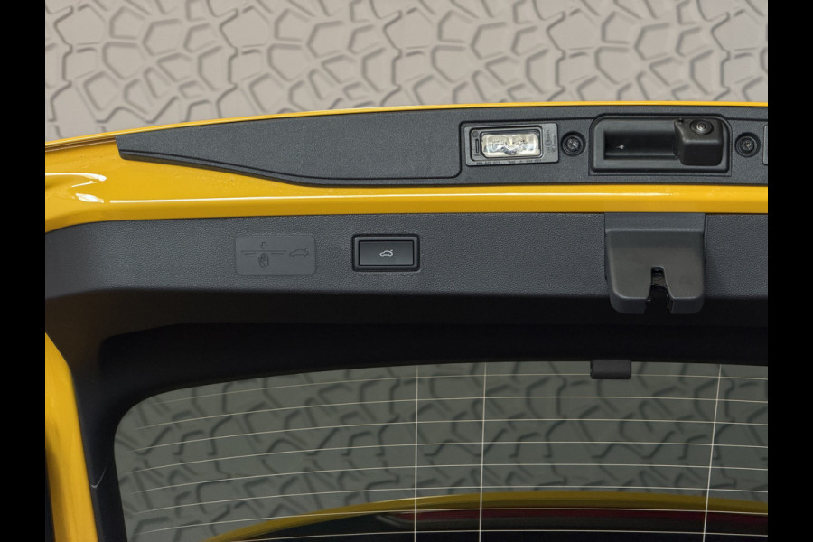 Volkswagen T-Roc 1.5 eTsi R-LINE 150PK EDITION BLACK STYLE 19''LMV IQ LED/GRIL/LOGO STOEL/STUUR.VERW ELEK.KLEP 2026