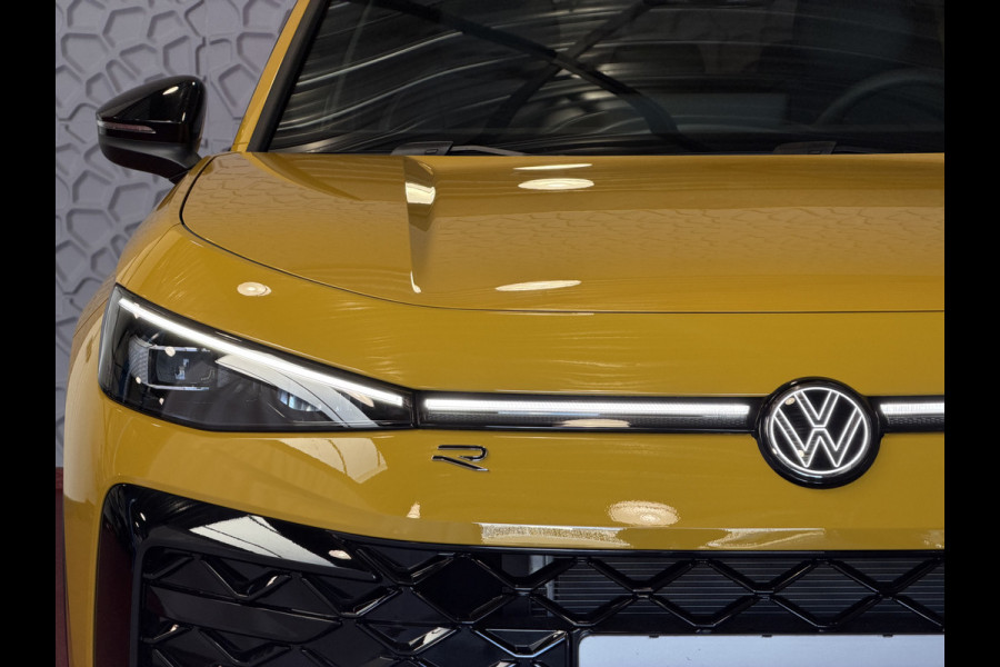 Volkswagen T-Roc 1.5 eTsi R-LINE 150PK EDITION BLACK STYLE 19''LMV IQ LED/GRIL/LOGO STOEL/STUUR.VERW ELEK.KLEP 2026